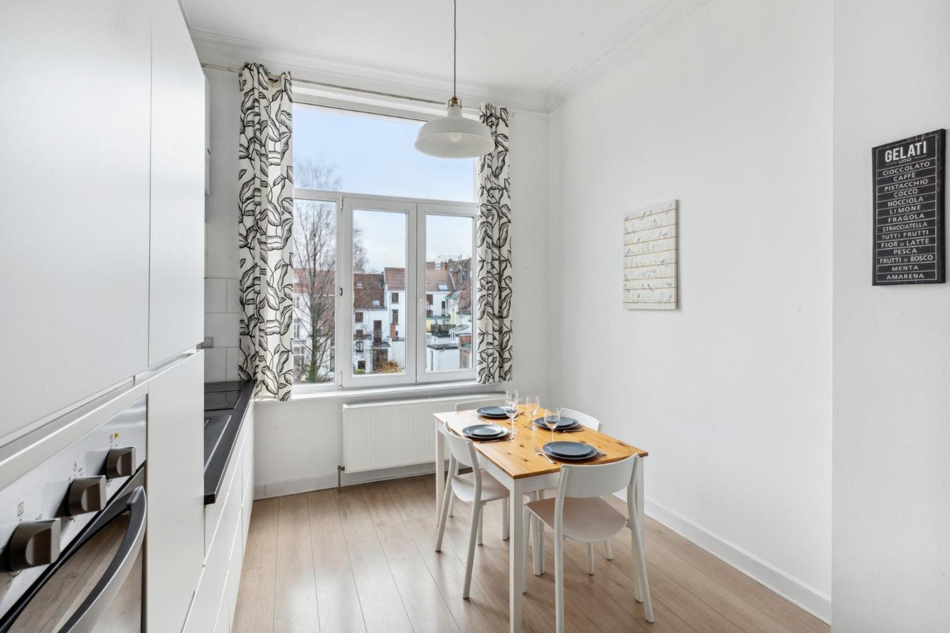 Apartment In Brussels, Lantsheere By Homenhancement Sa Екстериор снимка