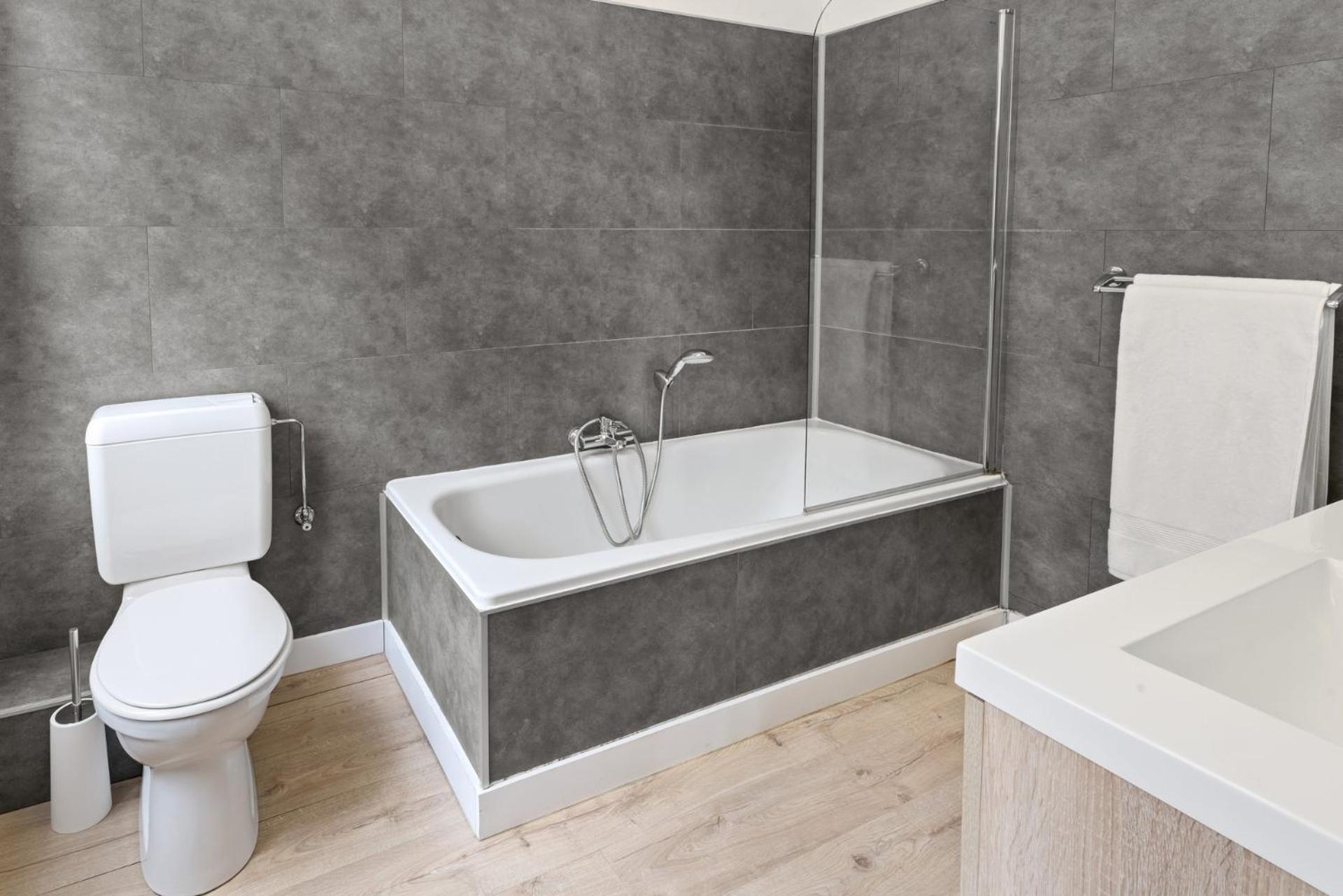 Apartment In Brussels, Lantsheere By Homenhancement Sa Екстериор снимка