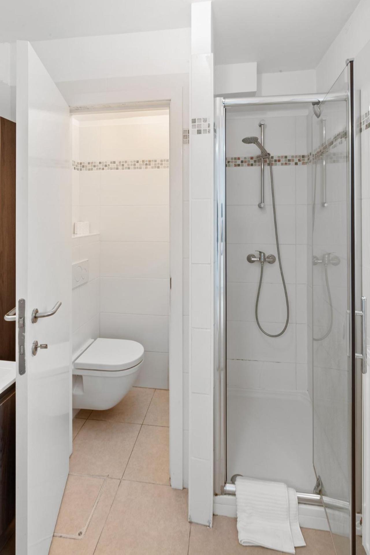 Apartment In Brussels, Lantsheere By Homenhancement Sa Екстериор снимка